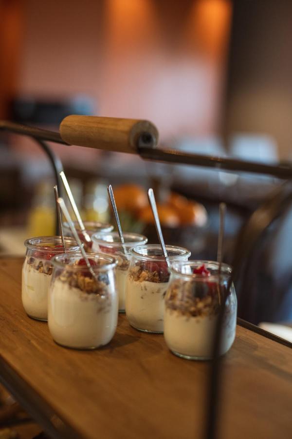 Mw Douro Wine & Spa Santa Marta de Penaguião Exterior foto Yoghurt with granola