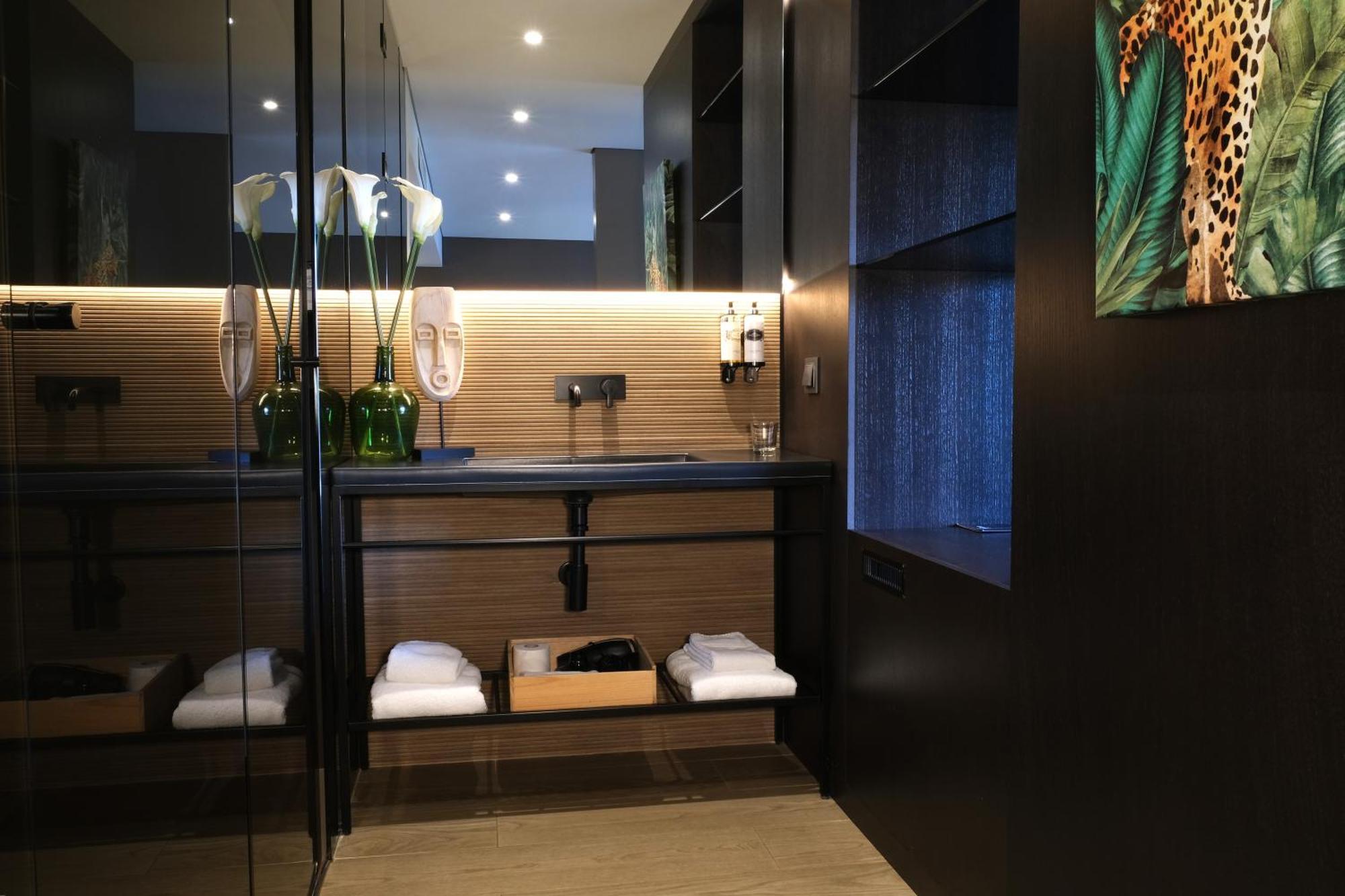 Mw Douro Wine & Spa Santa Marta de Penaguião Exterior foto Bathroom