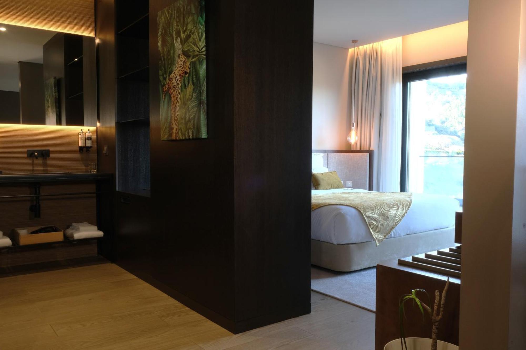 Mw Douro Wine & Spa Santa Marta de Penaguião Exterior foto A room at the hotel